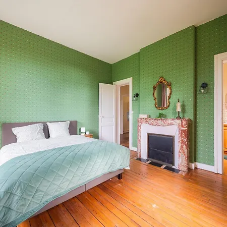 Adjoining A Chateau Villa Pouru-Saint-Remy