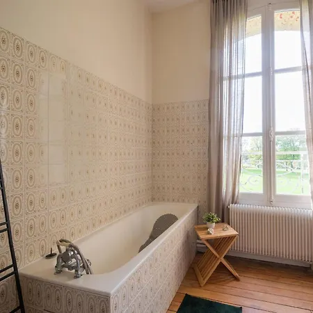 Adjoining A Chateau Villa Pouru-Saint-Remy