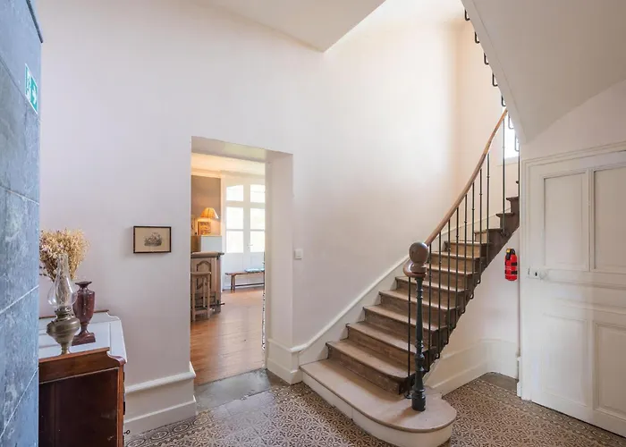 Adjoining A Chateau Pouru-Saint-Remy